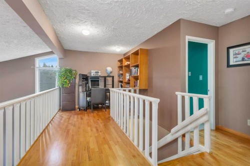 31442 Range Road 45, Rural Mountain View County, AB - Indoor Photo Showing Other Room