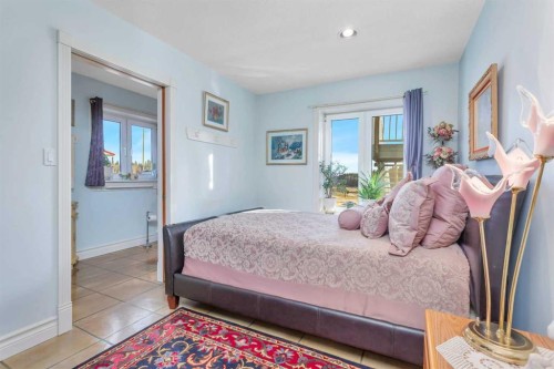 31442 Range Road 45, Rural Mountain View County, AB - Indoor Photo Showing Bedroom