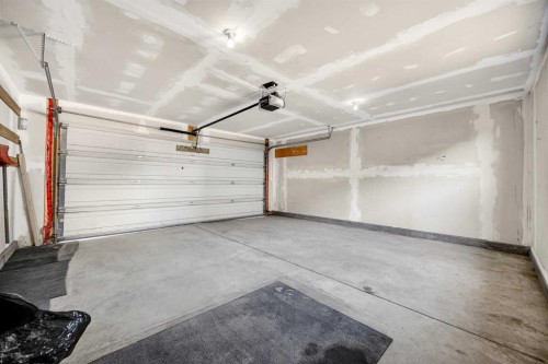257 Skyview Ranch Drive Ne, Calgary, AB - Indoor Photo Showing Garage