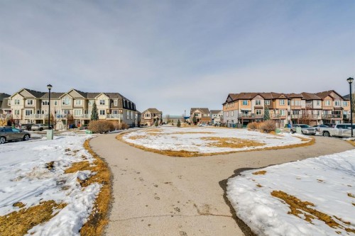 321 Windstone Gardens Sw, Airdrie, AB - Outdoor