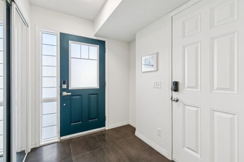 321 Windstone Gardens Sw, Airdrie, AB - Indoor Photo Showing Other Room