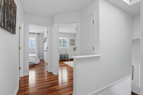 123 Schubert Hill Nw, Calgary, AB - Indoor Photo Showing Other Room