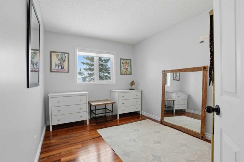 123 Schubert Hill Nw, Calgary, AB - Indoor Photo Showing Other Room
