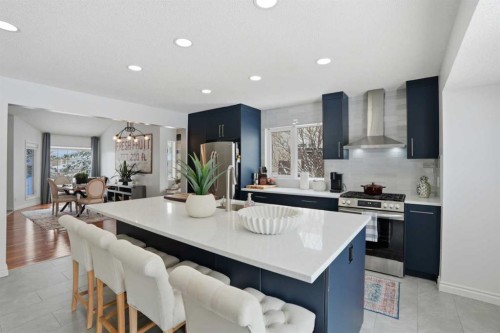 123 Schubert Hill Nw, Calgary, AB - Indoor Photo Showing Kitchen With Upgraded Kitchen