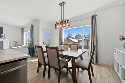 1153 Kingston Crescent Se, Airdrie, AB - Indoor Photo Showing Dining Room