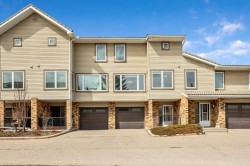 103 Coachway Lane SW Calgary, AB T3H 2V9
