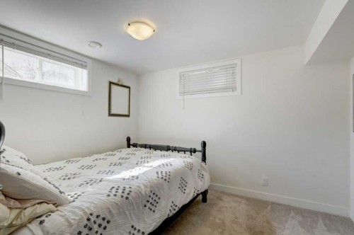 81 Healy Drive Sw, Calgary, AB - Indoor Photo Showing Bedroom