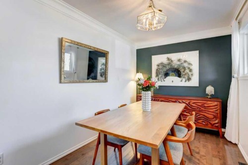 81 Healy Drive Sw, Calgary, AB - Indoor Photo Showing Dining Room