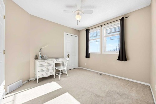 287 Panamount Drive Nw, Calgary, AB - Indoor