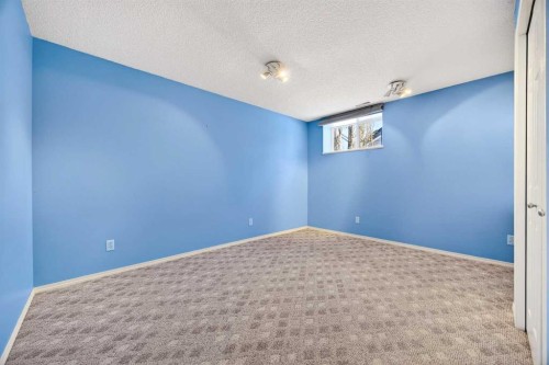 287 Panamount Drive Nw, Calgary, AB - Indoor Photo Showing Other Room