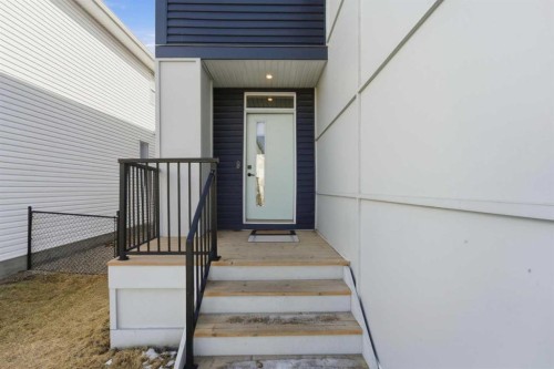 233 Copperleaf Way Se, Calgary, AB - Outdoor With Exterior