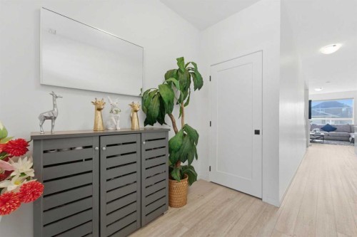 233 Copperleaf Way Se, Calgary, AB - Indoor Photo Showing Other Room