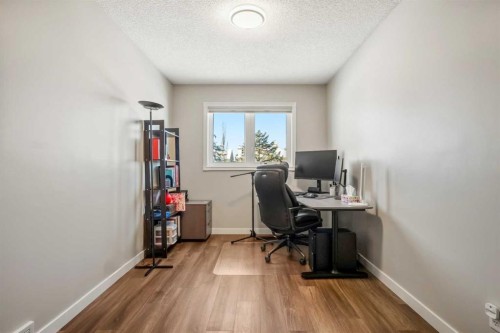 412 Hawkland Place Nw, Calgary, AB - Indoor Photo Showing Office