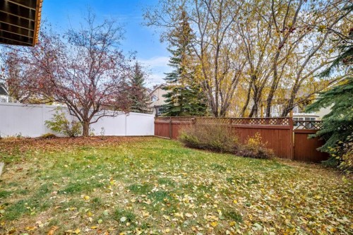 412 Hawkland Place Nw, Calgary, AB - Outdoor