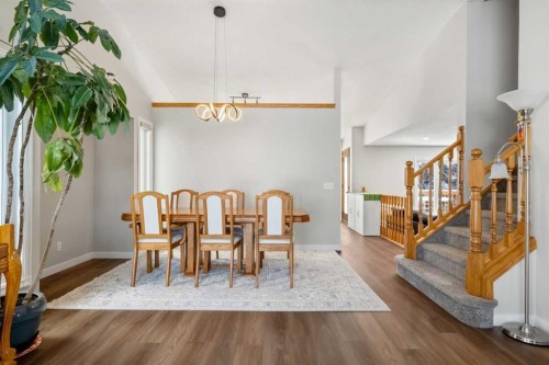 412 Hawkland Place Nw, Calgary, AB - Indoor