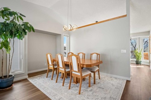 412 Hawkland Place Nw, Calgary, AB - Indoor Photo Showing Dining Room