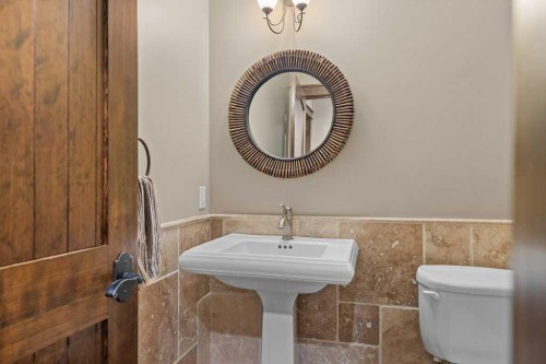 16 Blue Grouse Ridge, Canmore, AB - Indoor Photo Showing Bathroom