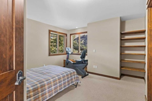 16 Blue Grouse Ridge, Canmore, AB - Indoor Photo Showing Bedroom