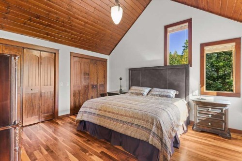 16 Blue Grouse Ridge, Canmore, AB - Indoor Photo Showing Bedroom