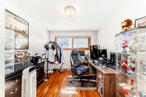 1415 Rosehill Drive Nw, Calgary, AB - Indoor Photo Showing Office