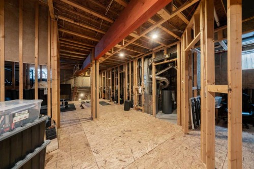 173 Cimarron Park Circle, Okotoks, AB - Indoor Photo Showing Other Room