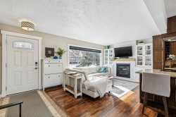 56 Haddock Road SW Calgary, AB T2V 3J8