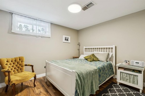 56 Haddock Road Sw, Calgary, AB - Indoor Photo Showing Bedroom