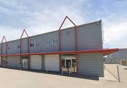 22-4816 35B Street SE Calgary, AB T2B 3N1