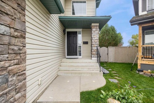 331 Springbank Place Sw, Calgary, AB - Outdoor With Exterior