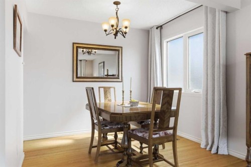9852 Athens Road Se, Calgary, AB - Indoor Photo Showing Dining Room