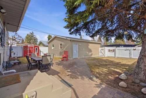 9852 Athens Road Se, Calgary, AB - Outdoor