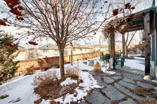 487 Rocky Ridge Drive Nw, Calgary, AB - Outdoor