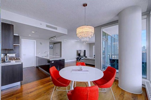 1006-433 11 Avenue Se, Calgary, AB - Indoor Photo Showing Dining Room