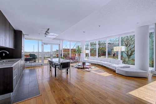 1006-433 11 Avenue Se, Calgary, AB - Indoor Photo Showing Living Room