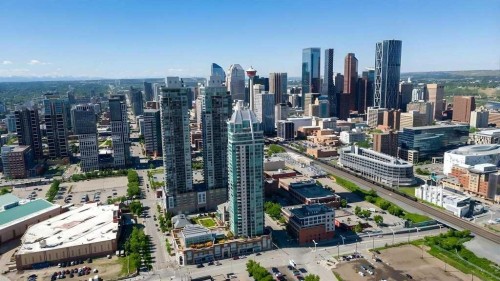 1006-433 11 Avenue Se, Calgary, AB - Outdoor With View