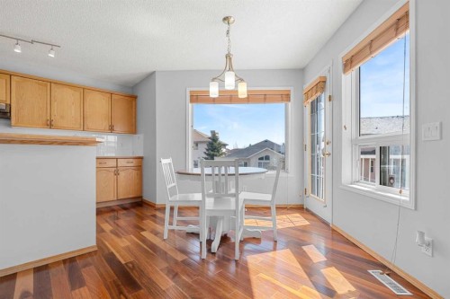 136 Coral Springs Landing Ne, Calgary, AB - Indoor Photo Showing Dining Room