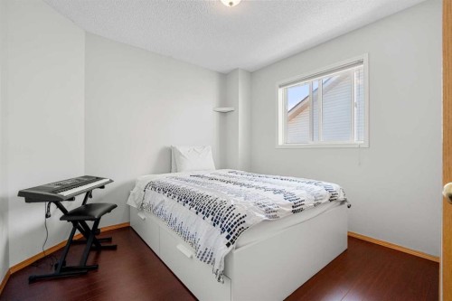 136 Coral Springs Landing Ne, Calgary, AB - Indoor Photo Showing Bedroom
