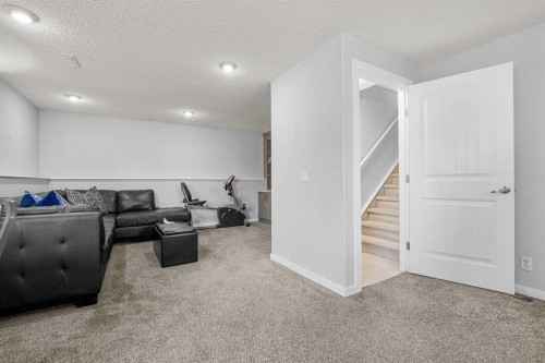 136 Coral Springs Landing Ne, Calgary, AB - Indoor