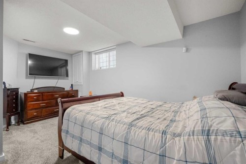 136 Coral Springs Landing Ne, Calgary, AB - Indoor Photo Showing Bedroom