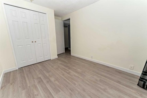85 Abergale Close Ne, Calgary, AB - Indoor Photo Showing Other Room