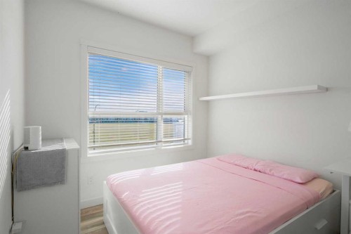 332-20 Seton Park Se, Calgary, AB - Indoor Photo Showing Bedroom