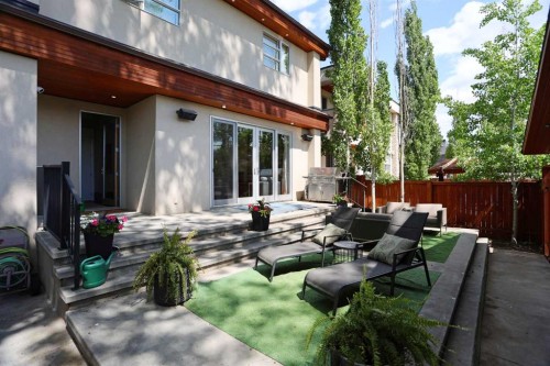 1707 Broadview Road Nw, Calgary, AB - Outdoor