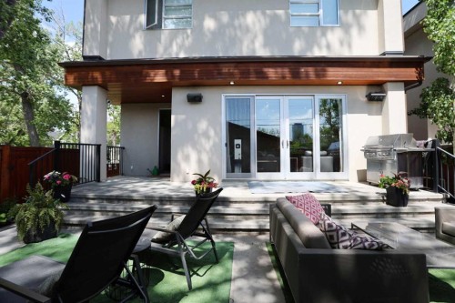 1707 Broadview Road Nw, Calgary, AB - Outdoor With Deck Patio Veranda