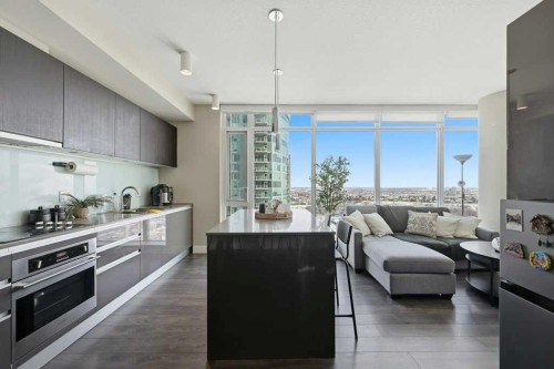 2604-1122 3 Street Se, Calgary, AB - Indoor Photo Showing Kitchen With Upgraded Kitchen