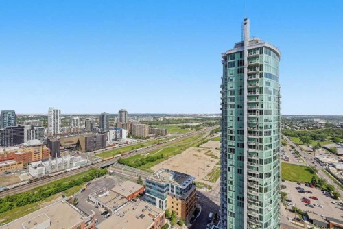 2604-1122 3 Street Se, Calgary, AB - Outdoor With View