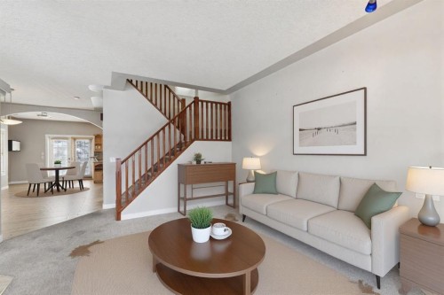 39 Sierra Morena Landing Sw, Calgary, AB - Indoor Photo Showing Living Room