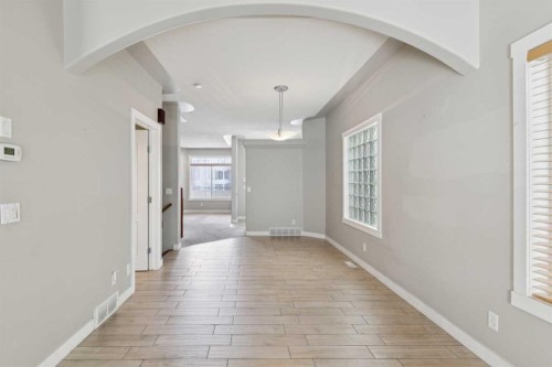 39 Sierra Morena Landing Sw, Calgary, AB - Indoor Photo Showing Other Room