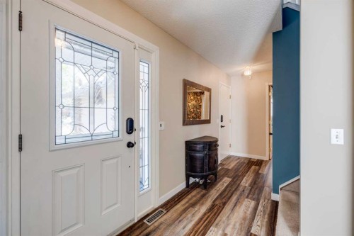 103 Riverview Circle Se, Calgary, AB - Indoor Photo Showing Other Room