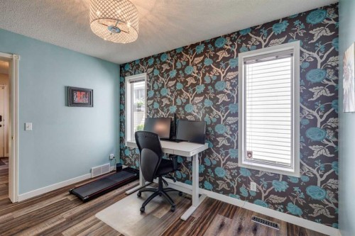 103 Riverview Circle Se, Calgary, AB - Indoor Photo Showing Office