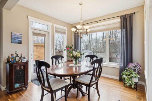 11 Wentworth Manor Sw, Calgary, AB - Indoor Photo Showing Dining Room
